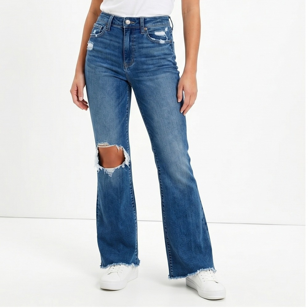 American Eagle Super Hi Rise Flare Jeans Womens 6 Short Thrashed Distressed